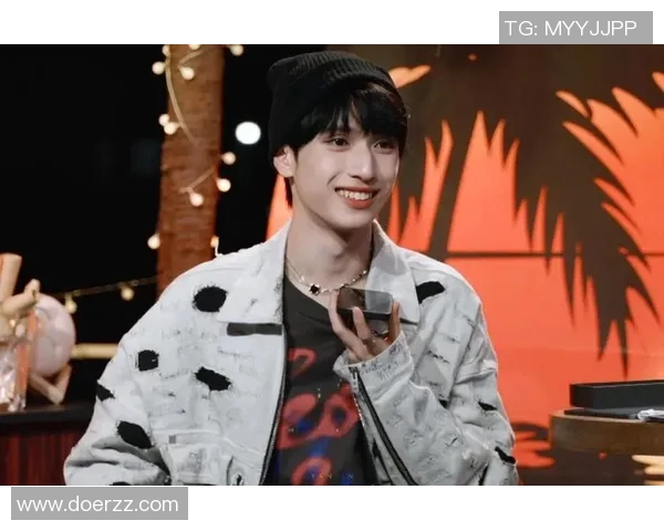 tnt其他成员直播与贺老师直播精彩对决谁能赢得更多观众的心